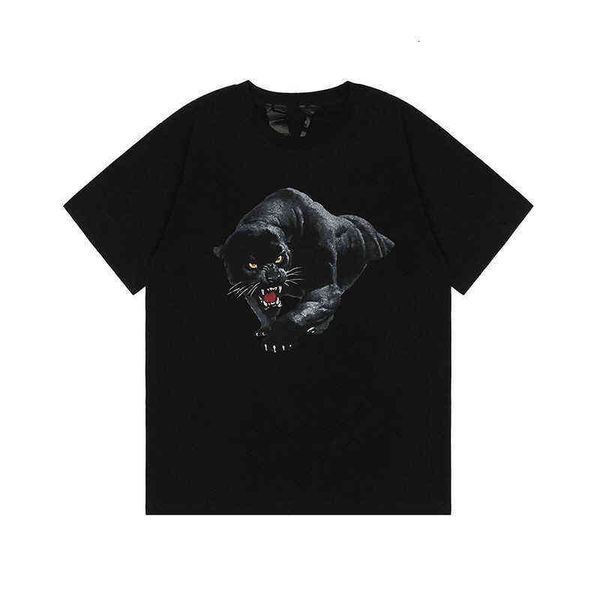 fashionable clothes high-quality men's t-shirts women's summer high-end v letter printing ins trend men and women the same style, White;black
fashionable clothes high-quality men's t-shirts women's summer high-end v letter printing ins trend men and women the same style, White;black