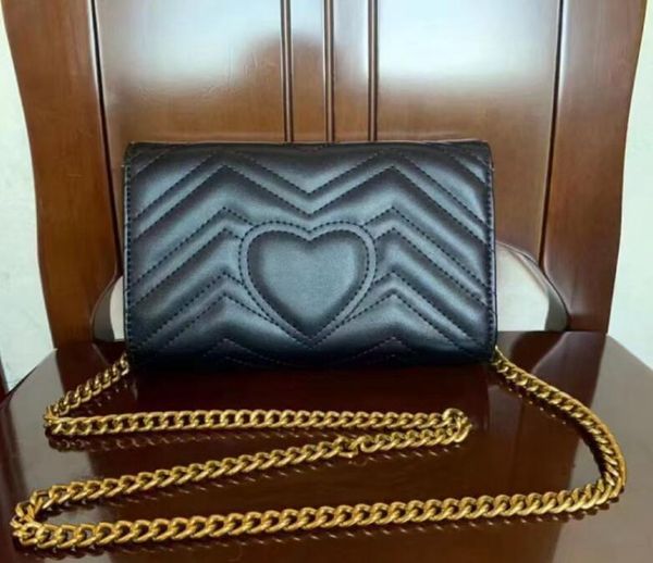 2022 women shoulder bags women chain crossbody bag fashion quilted heart leather handbags female famous designer purse bag
2022 women shoulder bags women chain crossbody bag fashion quilted heart leather handbags female famous designer purse bag