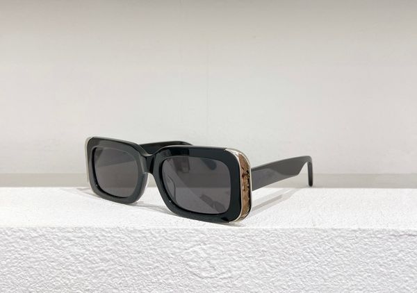 selling designer sunglasses for women mens sunglasses for men woman large square uv400 protection heavy process retro frame come with case, White;black
selling designer sunglasses for women mens sunglasses for men woman large square uv400 protection heavy process retro frame come with case, White;black