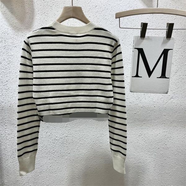 stripe knitted thin sweater short long sleeve women 2022 new, White;black
stripe knitted thin sweater short long sleeve women 2022 new, White;black