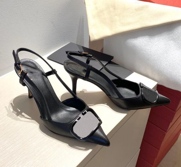 2022 women's brand dress shoes genuine leather plus size 34-43 designer pointed toe high heels criatsl shoes rivet decorative desi319r, Black
2022 women's brand dress shoes genuine leather plus size 34-43 designer pointed toe high heels criatsl shoes rivet decorative desi319r, Black