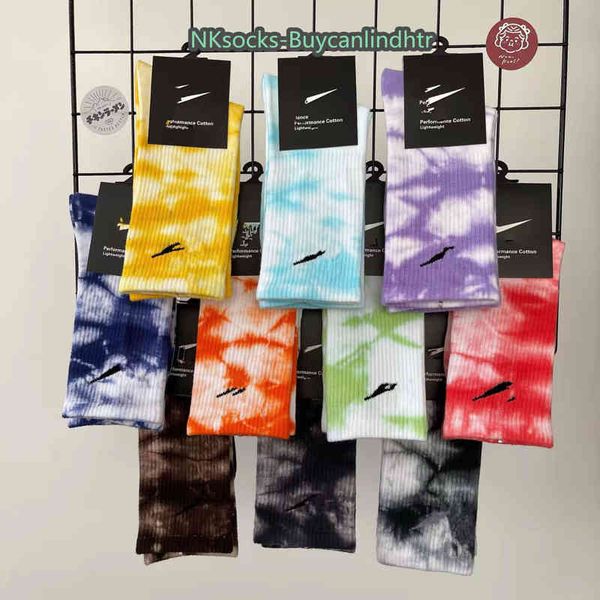 men women colorful tie-dyeing skateboard cotton hiphop socks sox couple long sock christmas sock d2kv, Black
men women colorful tie-dyeing skateboard cotton hiphop socks sox couple long sock christmas sock d2kv, Black
