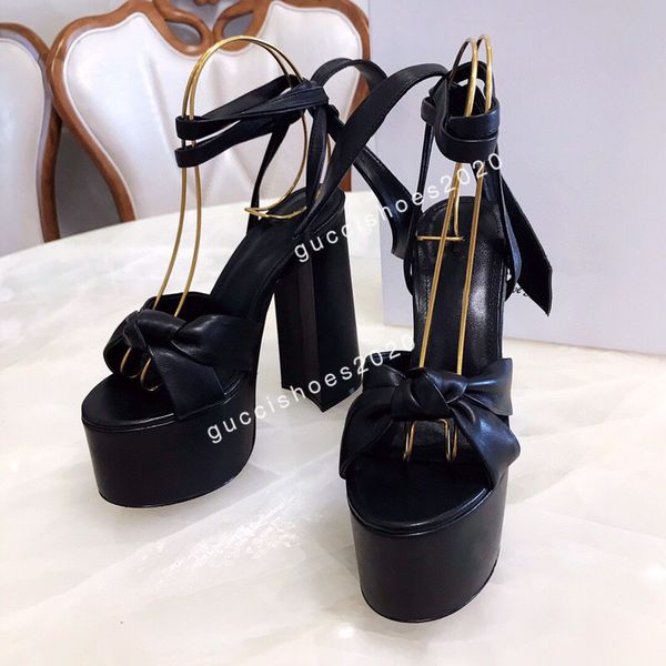 women's fashion designers shoes. sandals . high heels. exquisite leather and letters. made of imported cowhide fabric, lining sheepskin, Black;red
women's fashion designers shoes. sandals . high heels. exquisite leather and letters. made of imported cowhide fabric, lining sheepskin, Black;red