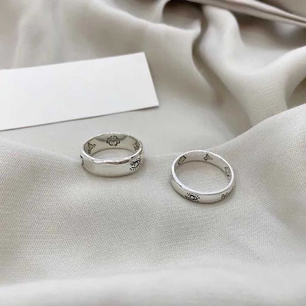 designer jewelry ring luxury fashion charm rings boy's and girls's temperament couple-ring jewelry ladies gift, Red;brown
designer jewelry ring luxury fashion charm rings boy's and girls's temperament couple-ring jewelry ladies gift, Red;brown