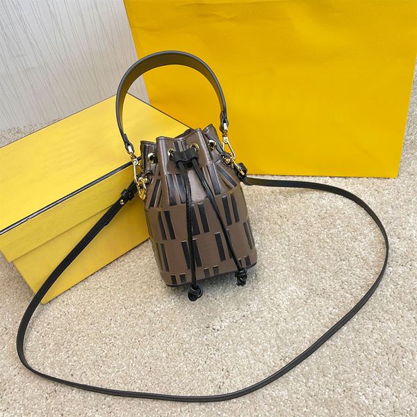 tresor bucket bag women handbags purse genuine leather embossed print detachable handle shoulder strap fashion crossbody shoulder bags class 
tresor bucket bag women handbags purse genuine leather embossed print detachable handle shoulder strap fashion crossbody shoulder bags class