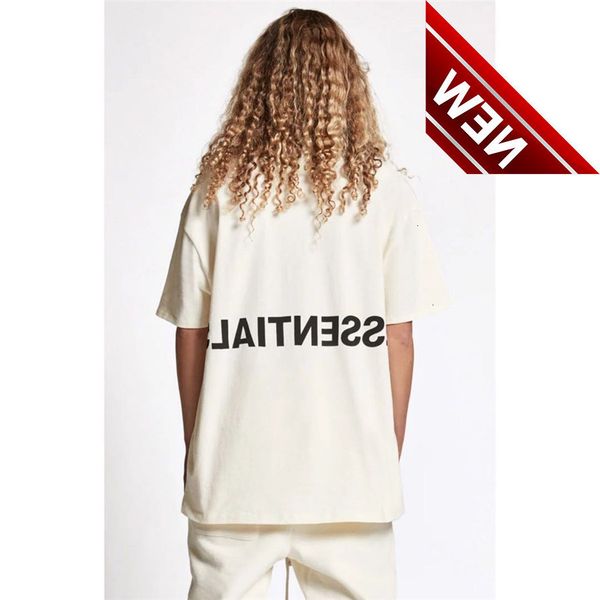 fog essentials boxy specific double strand yarn fabric short sleeve t-shirt, White;black
fog essentials boxy specific double strand yarn fabric short sleeve t-shirt, White;black