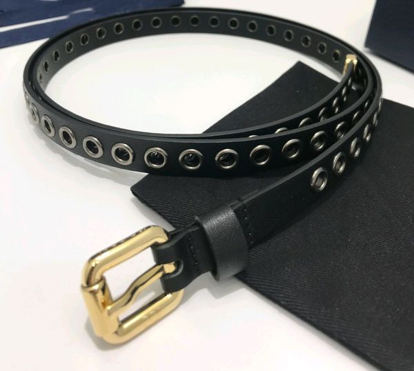 women black leather belts with gold buckle luxury design grommet holes, Black;brown
women black leather belts with gold buckle luxury design grommet holes, Black;brown