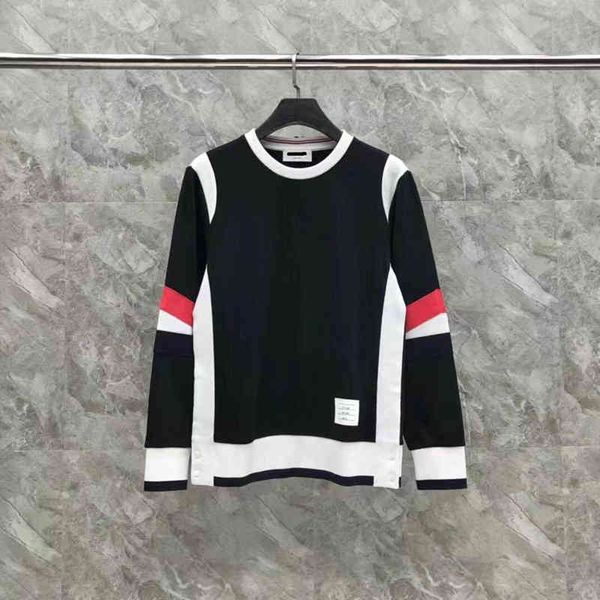 chaopai tb autumn and winter contrast color arm splicing sweater men's women's same round neck pullover casual cotton, Black
chaopai tb autumn and winter contrast color arm splicing sweater men's women's same round neck pullover casual cotton, Black