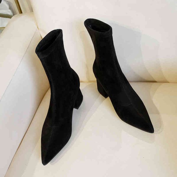 boots socks boots women's spring thick heel pointed short elastic thin fashion versatile barrel knight, Black
boots socks boots women's spring thick heel pointed short elastic thin fashion versatile barrel knight, Black