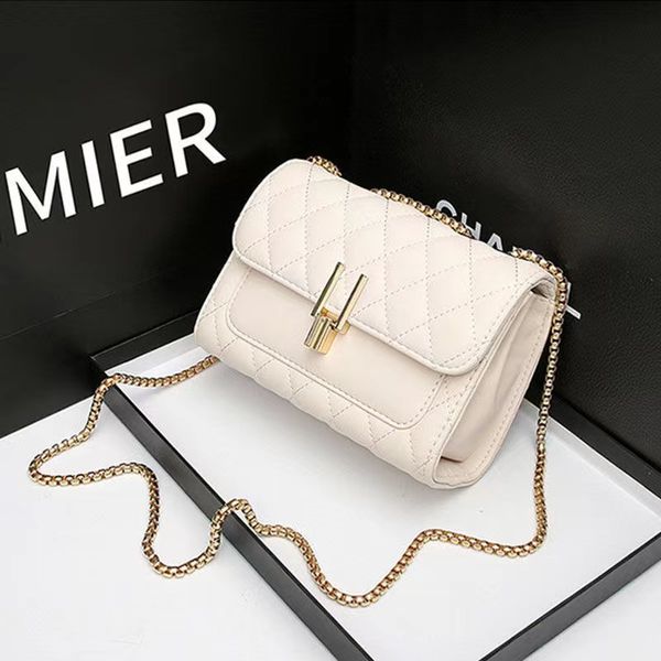 designers bags luxurys women handbag leisure large capacity square handbags fashion shoulder wallet solid leather chain bag style very good
designers bags luxurys women handbag leisure large capacity square handbags fashion shoulder wallet solid leather chain bag style very good