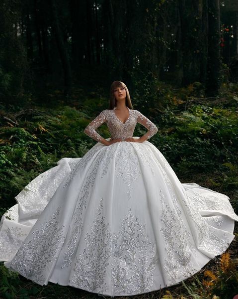 plus size fairy full sleeves wedding dress v neck lace appliques bridal gowns sequined beaded long train saudi arabic vintage robe de mariee, White
plus size fairy full sleeves wedding dress v neck lace appliques bridal gowns sequined beaded long train saudi arabic vintage robe de mariee, White