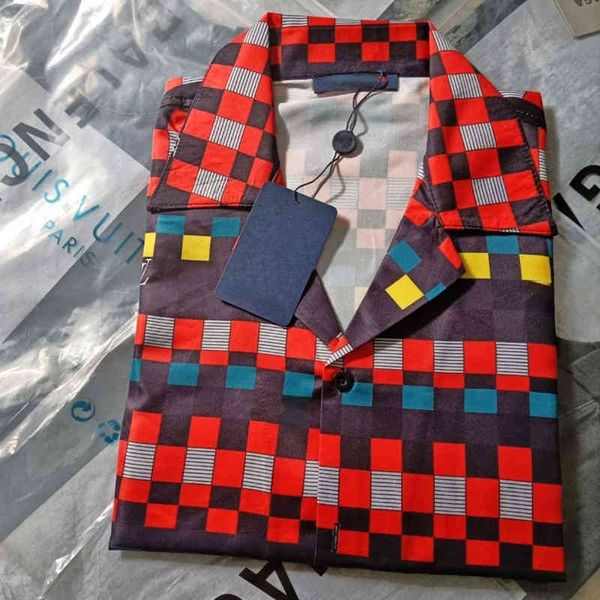 casual shirt tide brand designer lvs short sleeve t- classic plaid print hawaiian style summer loose thin jacket men, White;black
casual shirt tide brand designer lvs short sleeve t- classic plaid print hawaiian style summer loose thin jacket men, White;black