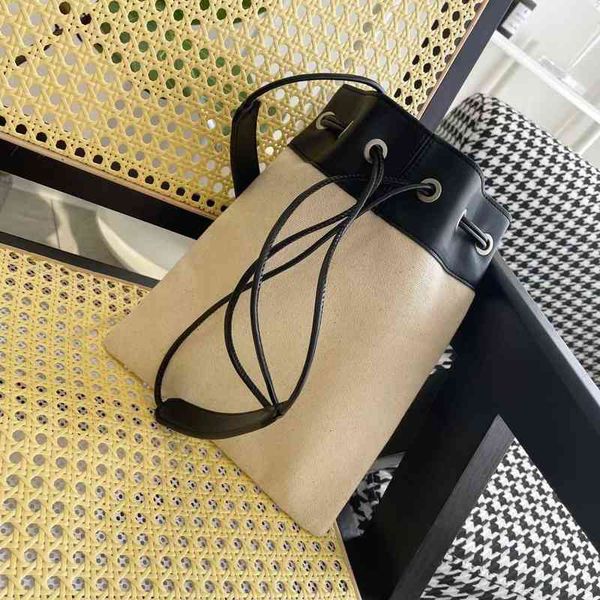2022 jil canvas bag oblique span single shoulder dumpling bucket female ins drawstring leather
2022 jil canvas bag oblique span single shoulder dumpling bucket female ins drawstring leather