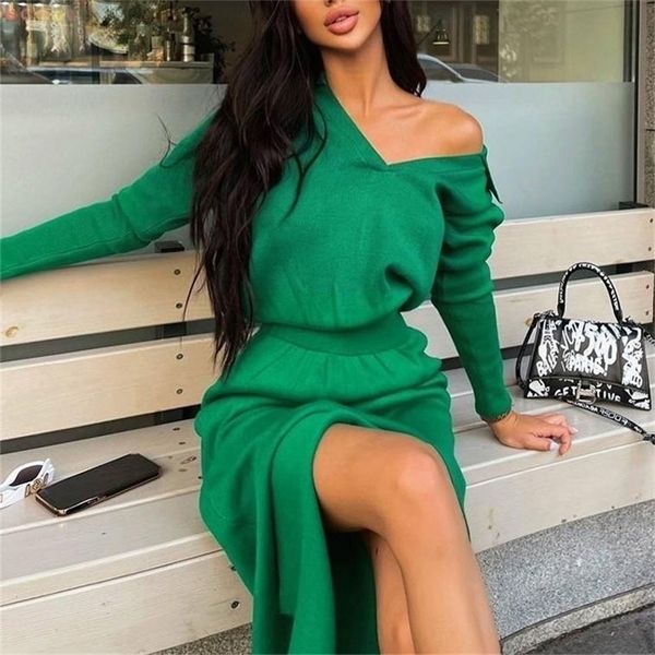 knitted turn-down collar split women dress solid elastic waist slim long sleeve elegant female dresses winter lady vestidos 220317, Black;gray
knitted turn-down collar split women dress solid elastic waist slim long sleeve elegant female dresses winter lady vestidos 220317, Black;gray