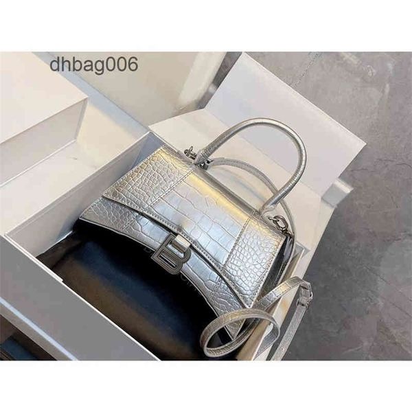 one bag bbalencaiga 2022 handbags designer b-letters crossbody bags shoulder hourglass women luxurys
one bag bbalencaiga 2022 handbags designer b-letters crossbody bags shoulder hourglass women luxurys