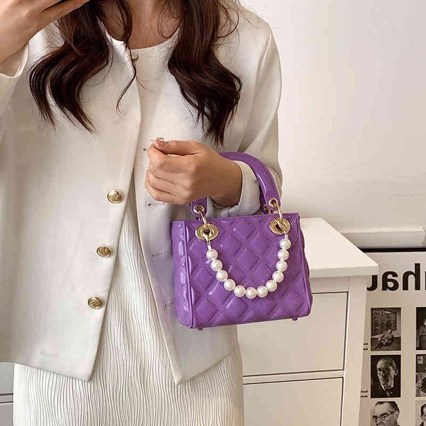 french minority bag women's 2022 new single shoulder messenger bag fashion princess of wales handbag hand-held lingge pearl chain fashi
french minority bag women's 2022 new single shoulder messenger bag fashion princess of wales handbag hand-held lingge pearl chain fashi