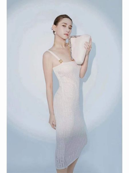 womens party dress designer fashion long knits shoulder trap knitted tanks skirts hollow out full letters white black pink summer sleeveless
womens party dress designer fashion long knits shoulder trap knitted tanks skirts hollow out full letters white black pink summer sleeveless