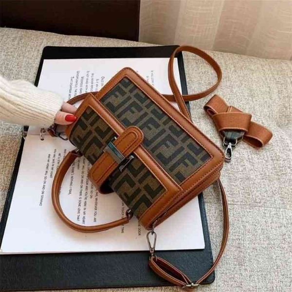 2022 shoulder bags fashion version fashionable small square versatile european and fashion bag
2022 shoulder bags fashion version fashionable small square versatile european and fashion bag