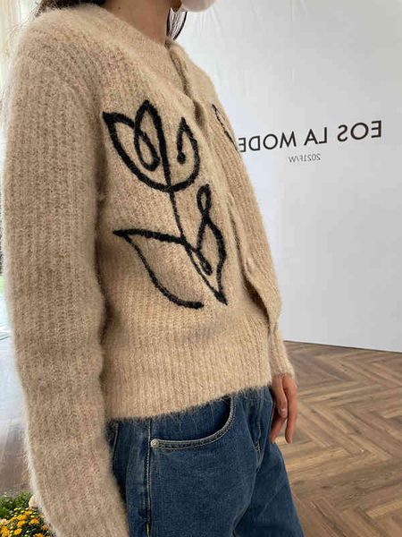 women's sweaters 2022 spring hand embroidered sweater gentle wind cardigan knitted coat female tulip korean slim temperament djvs, White;black
women's sweaters 2022 spring hand embroidered sweater gentle wind cardigan knitted coat female tulip korean slim temperament djvs, White;black
