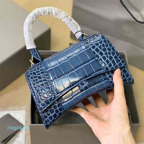 balenciga italy handbags designer womens bag 2022 internet celebrity same style genuine leather hourglass bag b- shaped buckle handbag women
balenciga italy handbags designer womens bag 2022 internet celebrity same style genuine leather hourglass bag b- shaped buckle handbag women