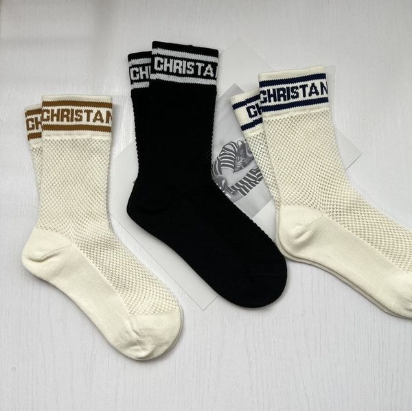 love classic letter brand calf socks fashion hosiery spring summer mesh hollowed hosierys designer middle tube sock picm, Black;white
love classic letter brand calf socks fashion hosiery spring summer mesh hollowed hosierys designer middle tube sock picm, Black;white