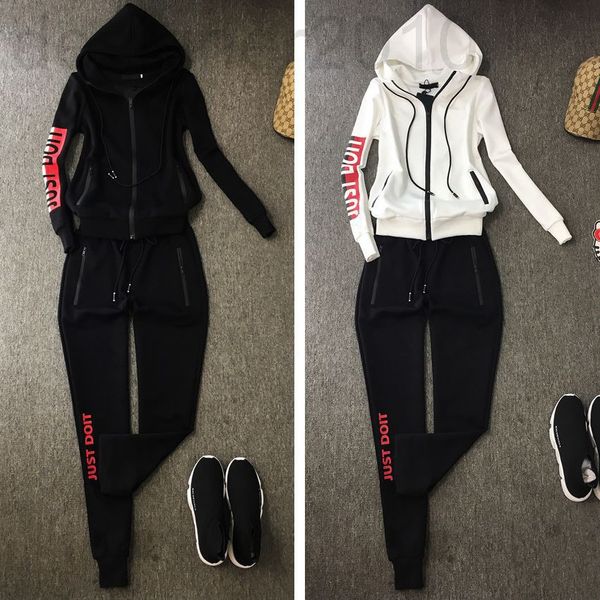 women's tracksuits designer autumn and winter new pure cotton casual sportswear set women's fashion two-piece set, slim trendy, Gray
women's tracksuits designer autumn and winter new pure cotton casual sportswear set women's fashion two-piece set, slim trendy, Gray