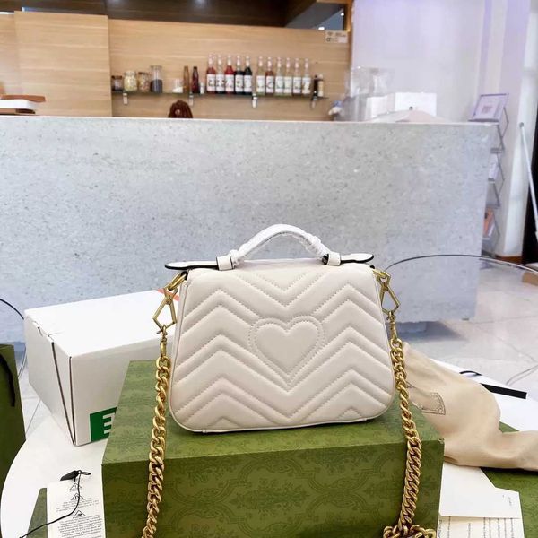 handbag ladies designer shoulder bags claic design heart shape leather luxury s fashion versatile crobody backpacks meenger 20cm ns8h
handbag ladies designer shoulder bags claic design heart shape leather luxury s fashion versatile crobody backpacks meenger 20cm ns8h
