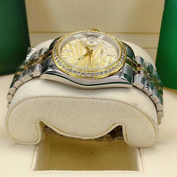 men and women automatic watches classic palm leaf 36mm calendar sapphire women wristwatch aaa designer gold strap, Silver
men and women automatic watches classic palm leaf 36mm calendar sapphire women wristwatch aaa designer gold strap, Silver