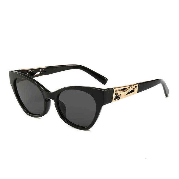 2022 super new trend polarized sunglasses fashion urban men's and women's color changing hip-hop glasses lesn, White;black
2022 super new trend polarized sunglasses fashion urban men's and women's color changing hip-hop glasses lesn, White;black