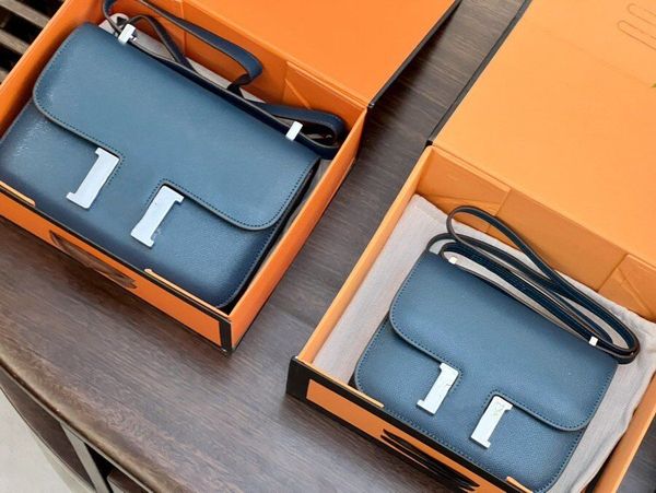 2022 designer constance's bag luxurys woman date code serial number leather women purse messenger shoulder body stewardess bag
2022 designer constance's bag luxurys woman date code serial number leather women purse messenger shoulder body stewardess bag