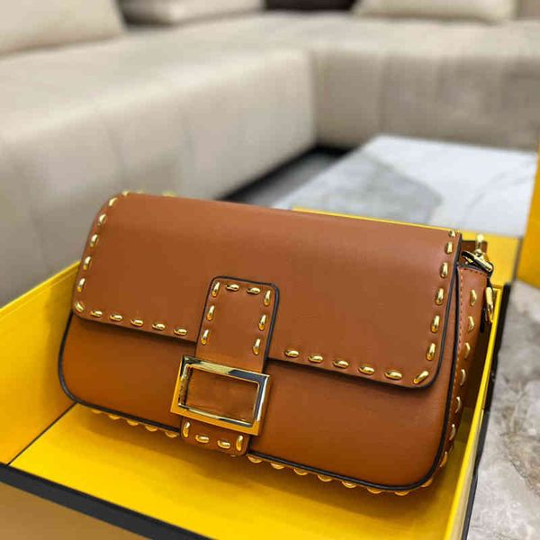 shoulder bags baguette tote designer handbags luxury leather crossbody bags women fashion messenger bag purses 230720
shoulder bags baguette tote designer handbags luxury leather crossbody bags women fashion messenger bag purses 230720