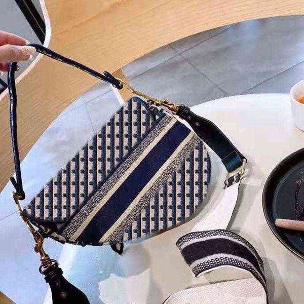 famous brand ladies bags saddle retro messenger hand star celebrity inspiration embroidery shoulder 2 bag czk4
famous brand ladies bags saddle retro messenger hand star celebrity inspiration embroidery shoulder 2 bag czk4