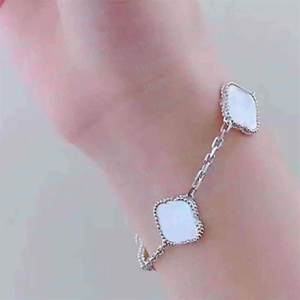 925 silver fashion classic 4 four clover leaf 5 motifs charm bracelets bangle chain 18k gold agate shell mother-of-pearl for women230i, Golden;silver
925 silver fashion classic 4 four clover leaf 5 motifs charm bracelets bangle chain 18k gold agate shell mother-of-pearl for women230i, Golden;silver