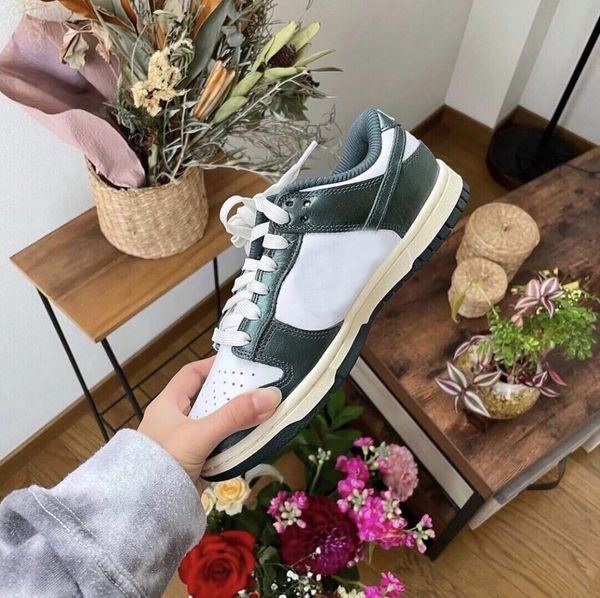 shoekingshoekingdunks men women designer casual shoes panda white black university blue red patchwork mens trainers outdoor sports sneakers
shoekingshoekingdunks men women designer casual shoes panda white black university blue red patchwork mens trainers outdoor sports sneakers