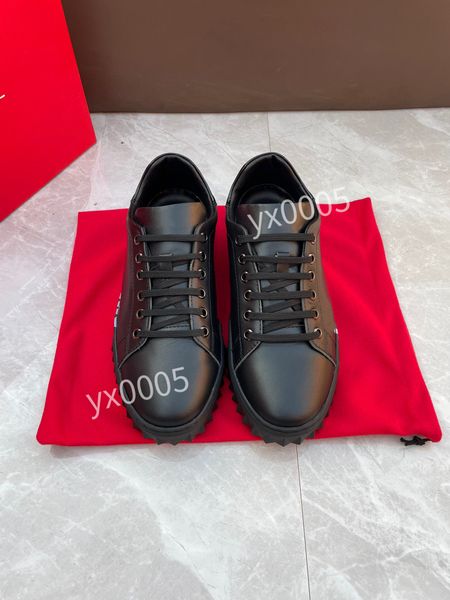 classic graphic mens womens flat casual shoes solid color black leather sneakers soft and comfortable lace-up round toe shoes edj211201
classic graphic mens womens flat casual shoes solid color black leather sneakers soft and comfortable lace-up round toe shoes edj211201
