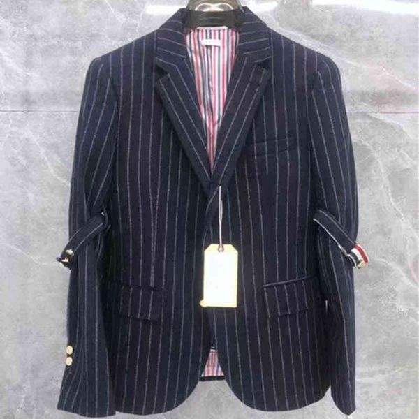 tb designer suit tide brand thomb high-quality business men's clothing classic four-bar jacket pants two-piece loose casual suits cardi, White;black
tb designer suit tide brand thomb high-quality business men's clothing classic four-bar jacket pants two-piece loose casual suits cardi, White;black