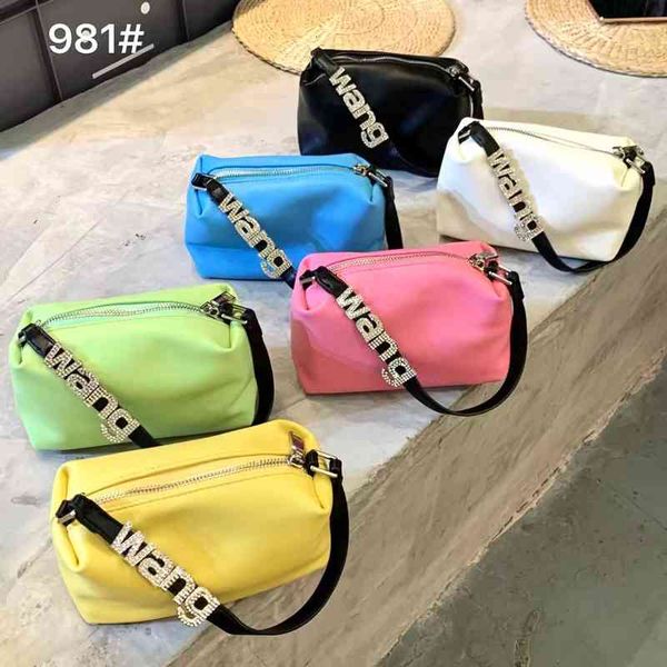 handbags bags 2022 summer underarm bag women's soft leather fashion versatile diamond inlaid wang single shoulder diagonal cross chain, Black;red
handbags bags 2022 summer underarm bag women's soft leather fashion versatile diamond inlaid wang single shoulder diagonal cross chain, Black;red