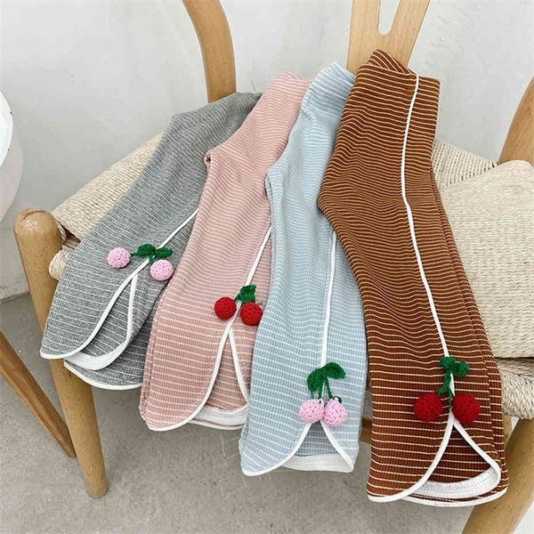 girl pants striped kids legggings for girls appliques children's trousers casual style toddler girls clothing 210412, Blue
girl pants striped kids legggings for girls appliques children's trousers casual style toddler girls clothing 210412, Blue