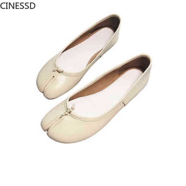 dress shoes split toe cow leather flat women ninja tabi pump durable and ultra soft peel sole woman genuine 220715, Black
dress shoes split toe cow leather flat women ninja tabi pump durable and ultra soft peel sole woman genuine 220715, Black