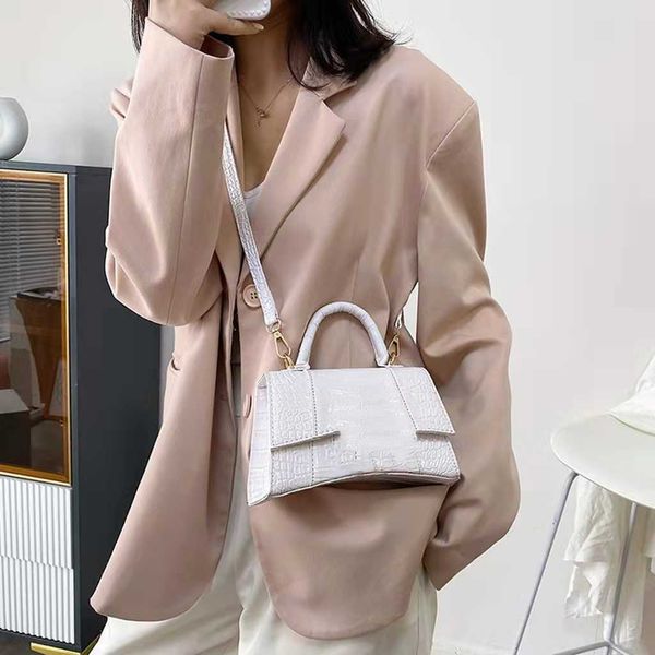 designer bags luxury designer bag s crocodile cross body western style versatile one shoulder fashion hand bag for women
designer bags luxury designer bag s crocodile cross body western style versatile one shoulder fashion hand bag for women