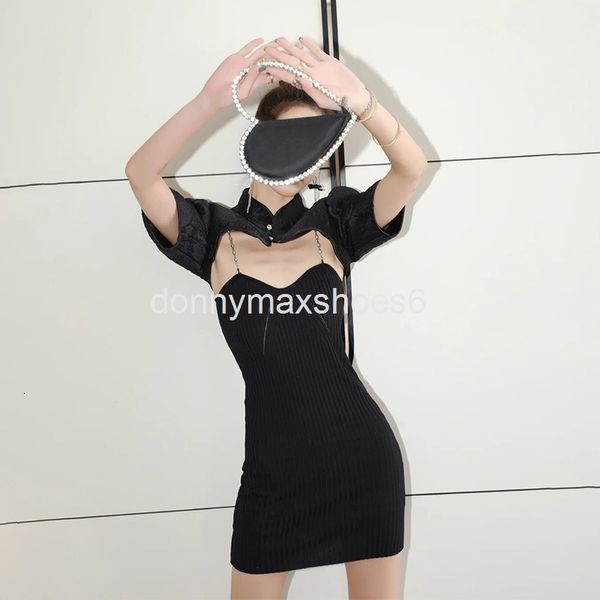 casual dresses design sense embossed short sleeved blouse suspender skirt set 21 spring and summer style slim fit thin hip wrap dress, Black;gray
casual dresses design sense embossed short sleeved blouse suspender skirt set 21 spring and summer style slim fit thin hip wrap dress, Black;gray