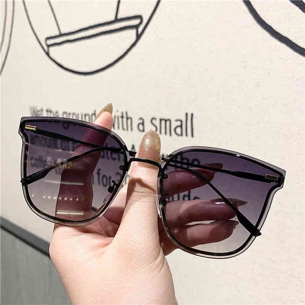 sunglasses 2022 trendy rimless sunglasses fashion net red street po big frame glasses women's anti ultraviolet thin round face, White;black
sunglasses 2022 trendy rimless sunglasses fashion net red street po big frame glasses women's anti ultraviolet thin round face, White;black