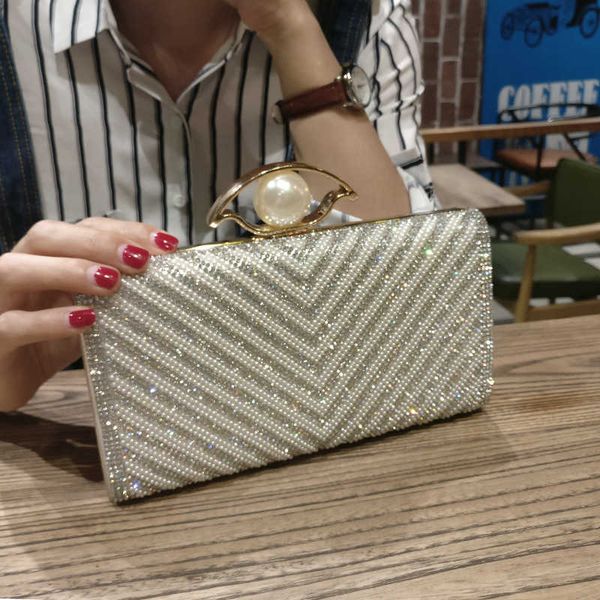 evening bags 2022 new pearl chain trend dinner night fashion crossbodysingle shoulder cross women s clutch y0506
evening bags 2022 new pearl chain trend dinner night fashion crossbodysingle shoulder cross women s clutch y0506