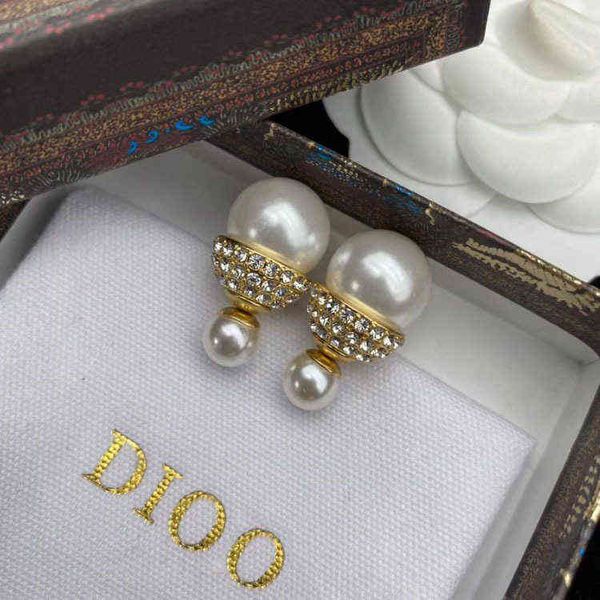 honeycomb diamond pearl earrings with diamond zircon brass fashion female earrings, Golden
honeycomb diamond pearl earrings with diamond zircon brass fashion female earrings, Golden