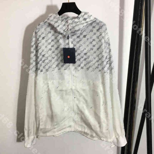 designers women hooded coat louisclothes brand logo printed clothes summer long sleeve zipper jacket summer sun protection white casual fem, Black;brown
designers women hooded coat louisclothes brand logo printed clothes summer long sleeve zipper jacket summer sun protection white casual fem, Black;brown