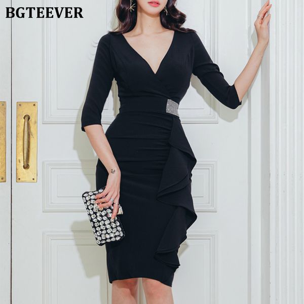 chic v-neck black women pencil dress slim waist ruffles elegant female bodycon sheath dress office ladies vestidos 2021, Black;gray
chic v-neck black women pencil dress slim waist ruffles elegant female bodycon sheath dress office ladies vestidos 2021, Black;gray