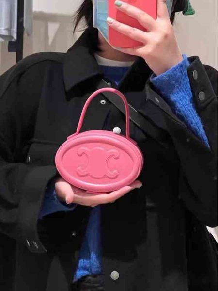 factory direct sales of new luxury brand bags wholesale 2022 summer triumphal arch small round women's fashion style single shoulder ms
factory direct sales of new luxury brand bags wholesale 2022 summer triumphal arch small round women's fashion style single shoulder ms