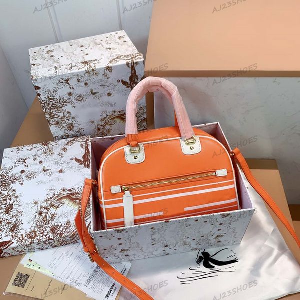 luxury tote vibe zip bowling bag paris bicourlor smooth calfskin front logo zipped pocket with leather shoulder strap sports handbag
luxury tote vibe zip bowling bag paris bicourlor smooth calfskin front logo zipped pocket with leather shoulder strap sports handbag