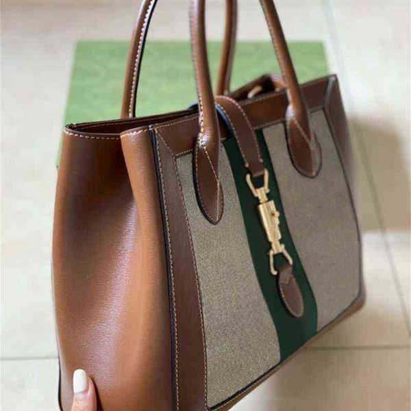 casual tote bags women handbag shoulder fashionable and classic workplace must leather crossbody designer messenger wallet 211026
casual tote bags women handbag shoulder fashionable and classic workplace must leather crossbody designer messenger wallet 211026