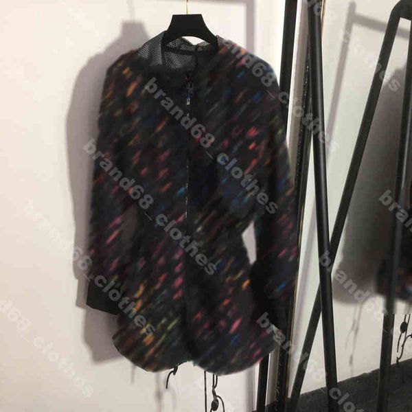 22ss designer women's trench coats logo louisclothing brand long sleeve printed hooded coat simple solid color sport windbreaker fashio, Tan;black
22ss designer women's trench coats logo louisclothing brand long sleeve printed hooded coat simple solid color sport windbreaker fashio, Tan;black